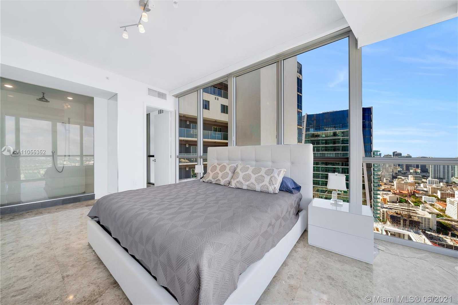 Small Image of 1100 BISCAYNE BLVD #6005, Miami Number 18
