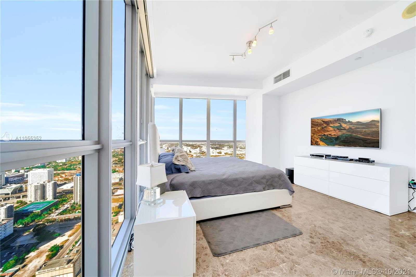 Small Image of 1100 BISCAYNE BLVD #6005, Miami Number 19