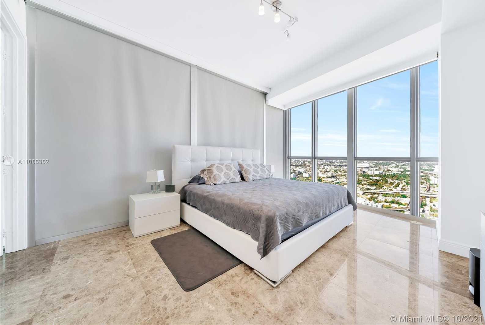 Small Image of 1100 BISCAYNE BLVD #6005, Miami Number 21