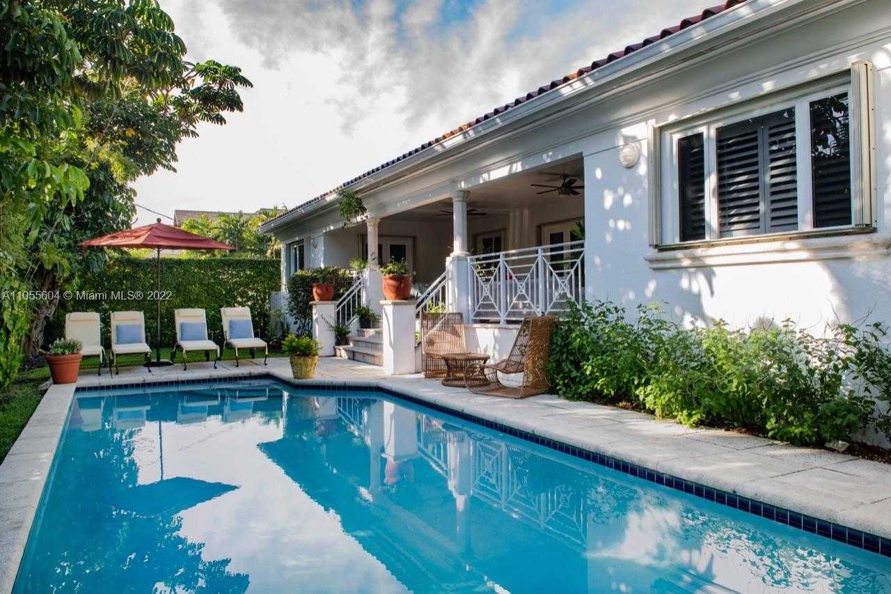 Small Image of 340 WOODCREST RD, Key Biscayne Number 34