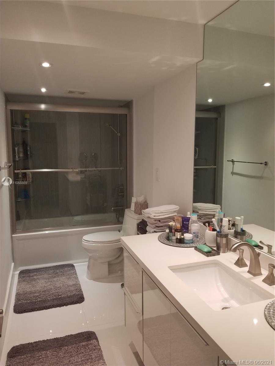 Small Image of 10275 COLLINS AVE #326, Bal Harbour Number 16