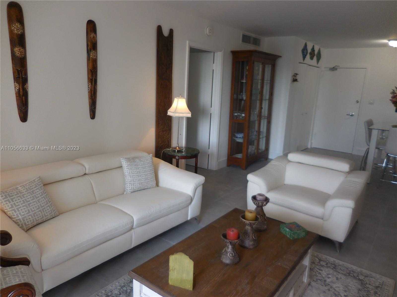 Small Image of 5161 #408, Miami Beach Number 15