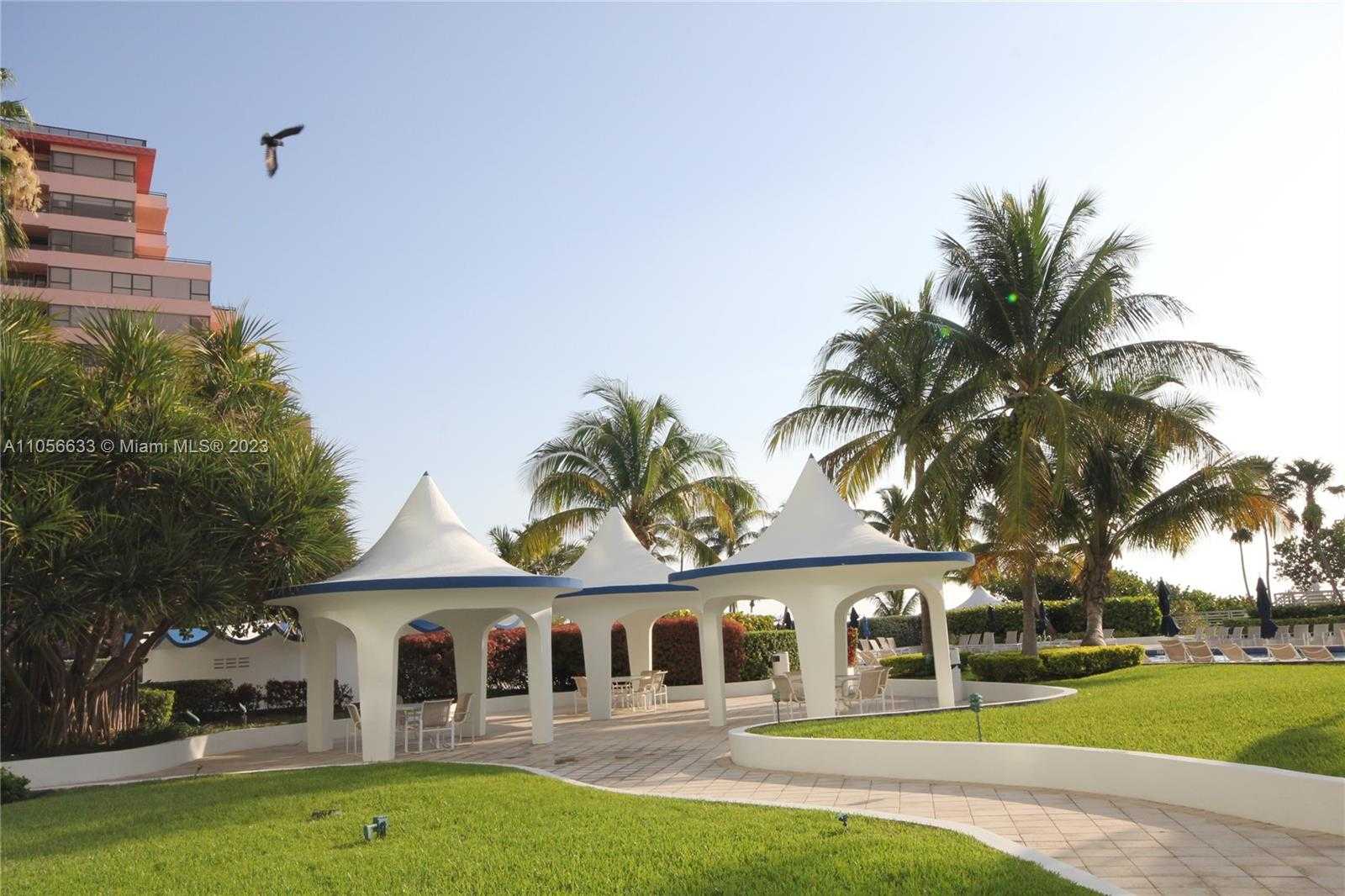 Small Image of 5161 #408, Miami Beach Number 34