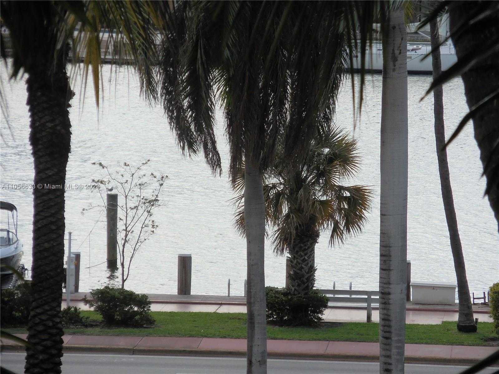 Small Image of 5161 #408, Miami Beach Number 4