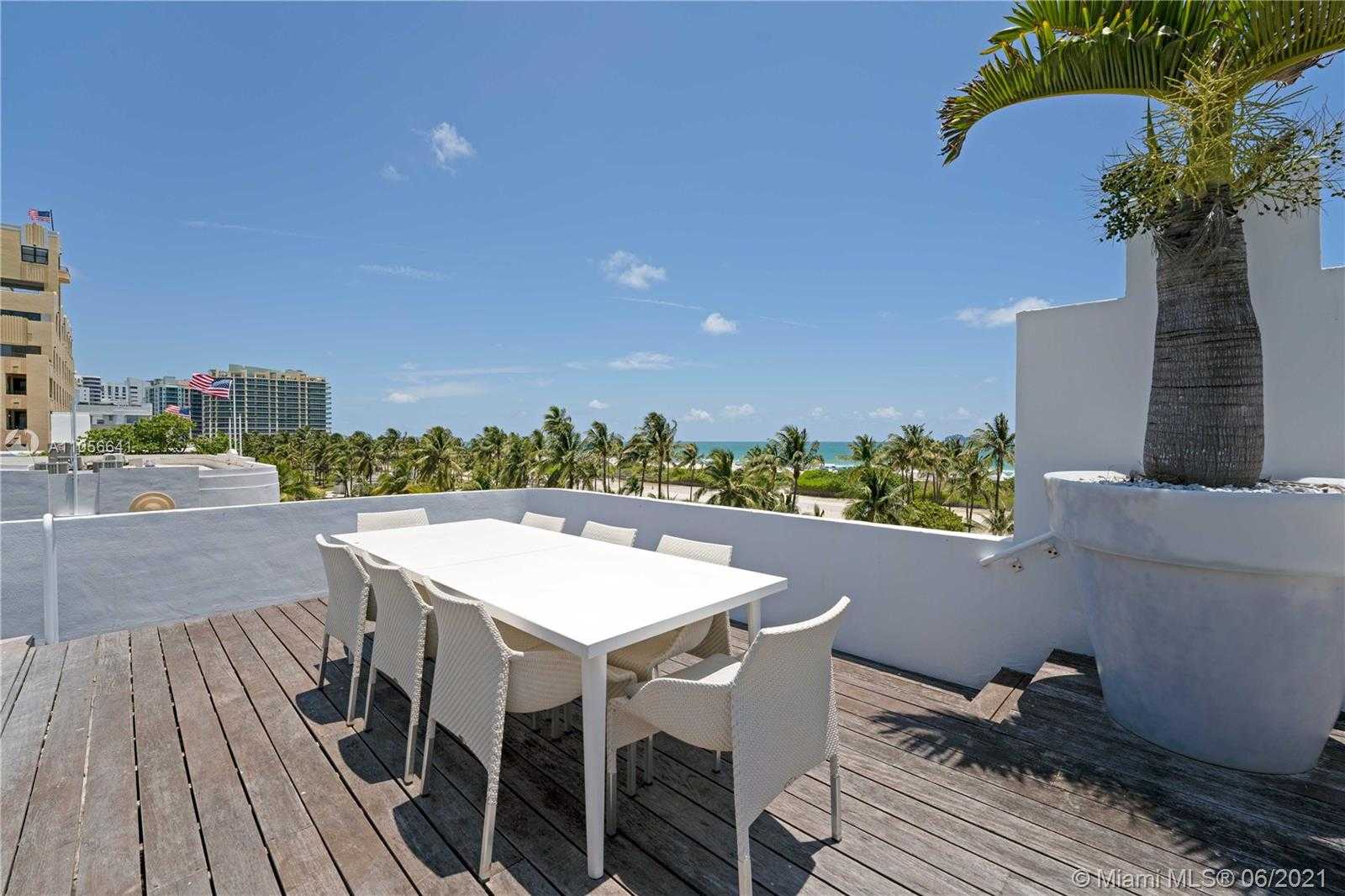 Small Image of 1250 OCEAN DR #PH1, Miami Beach Number 2