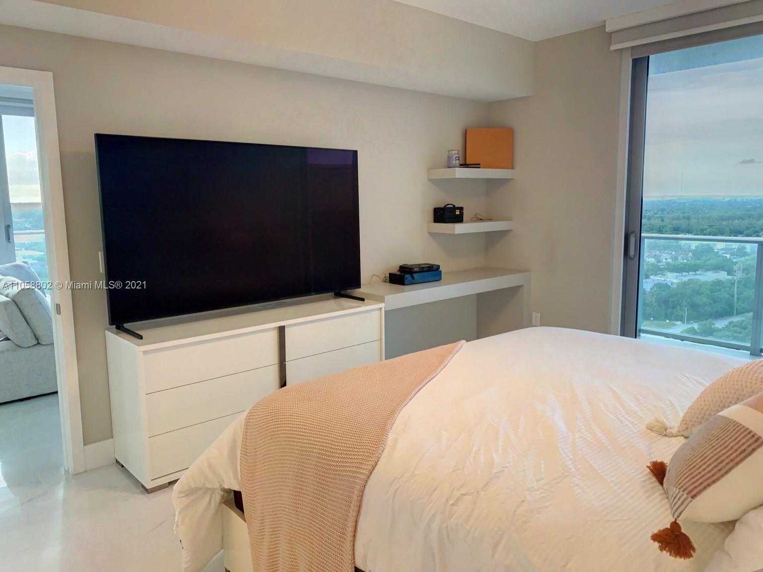 Small Image of 16385 BISCAYNE BLVD #2301, North Miami Beach Number 20