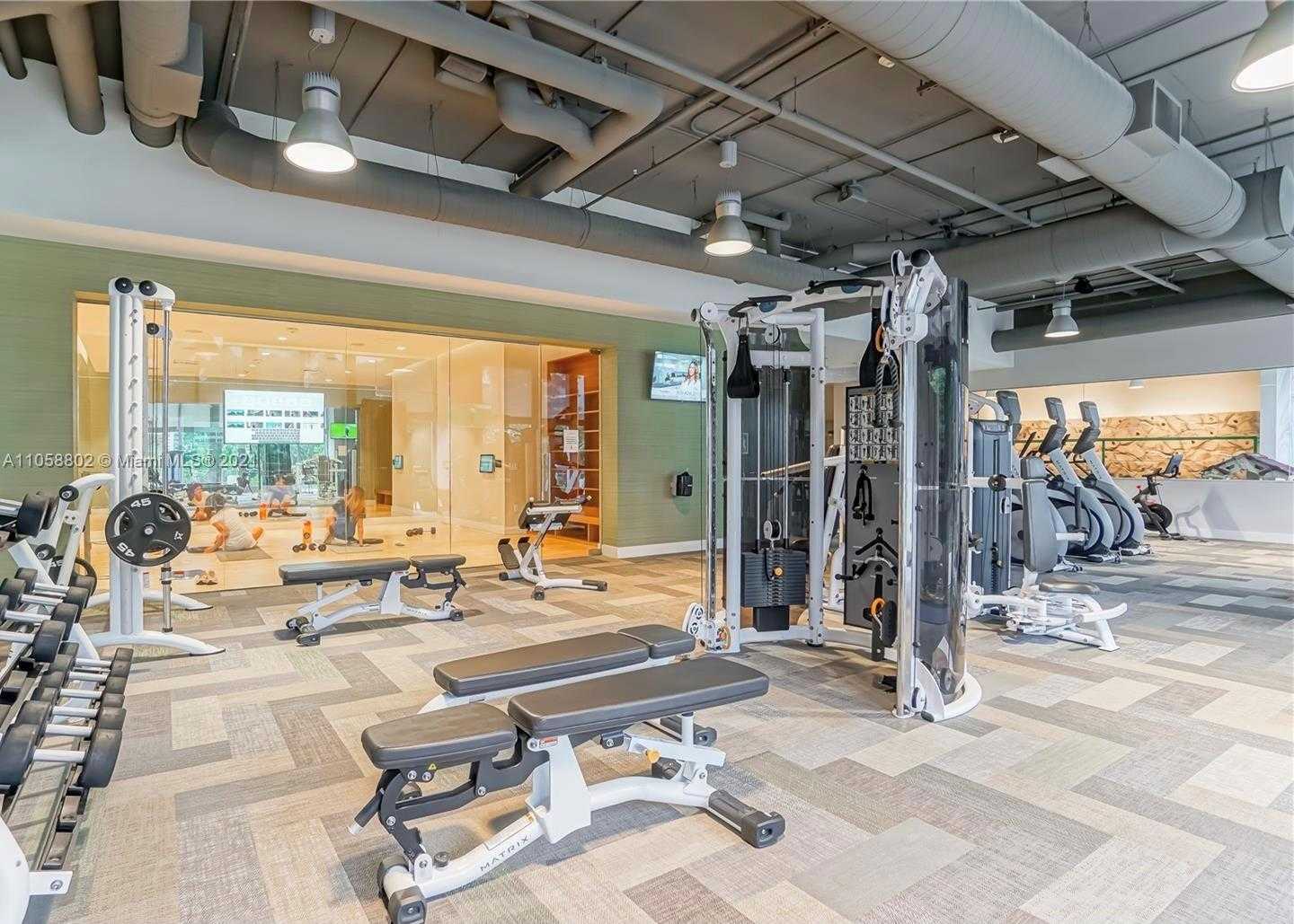 Small Image of 16385 BISCAYNE BLVD #2301, North Miami Beach Number 32