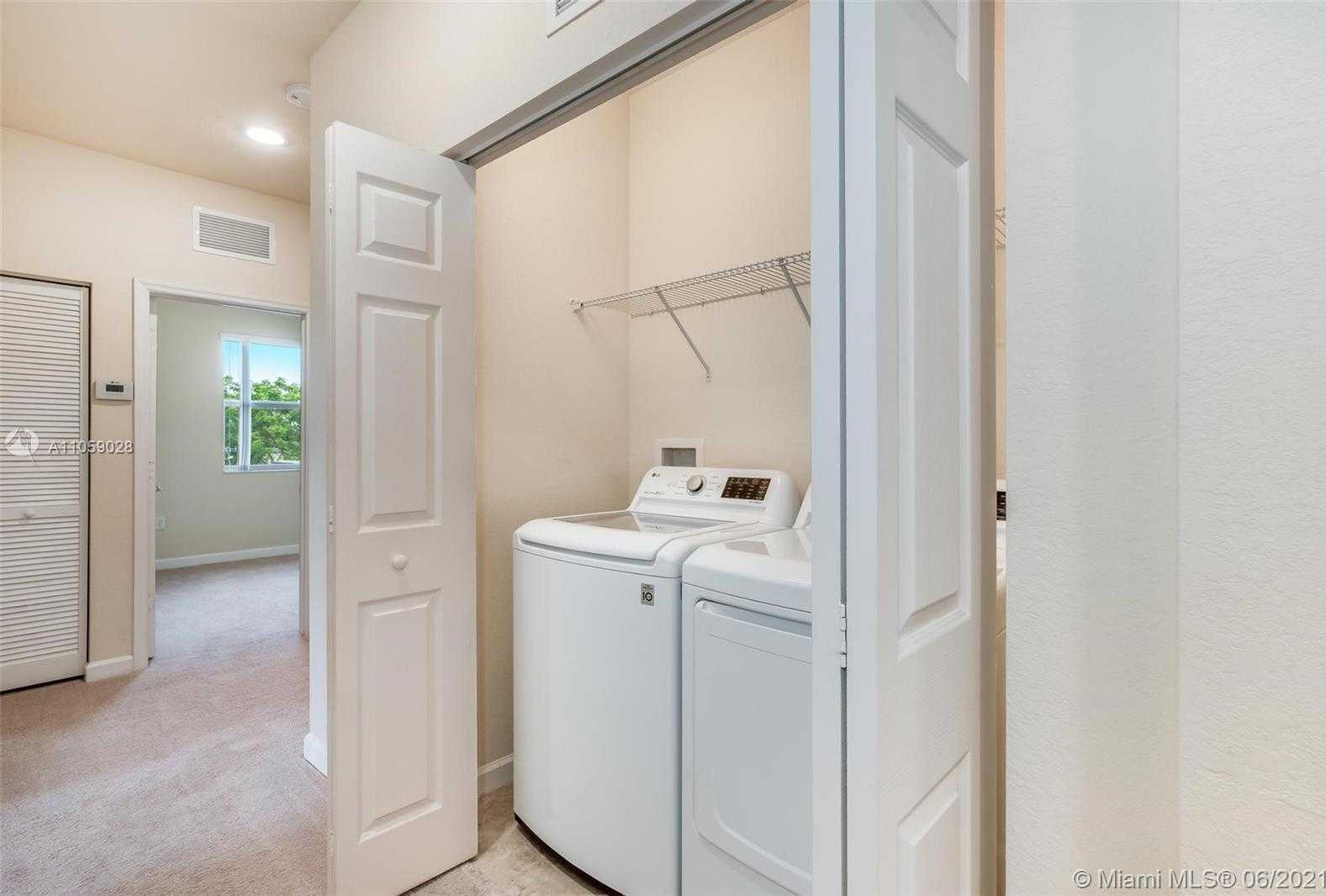 Small Image of 17078 SOUTH WEST 91ST ST, Miami Number 18