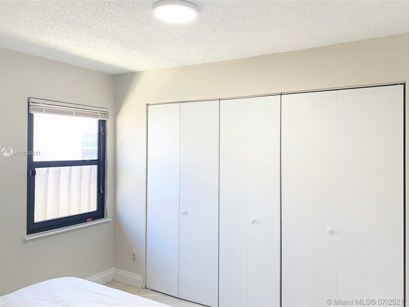 Small Image of 330 188TH ST, Sunny Isles Beach Number 18