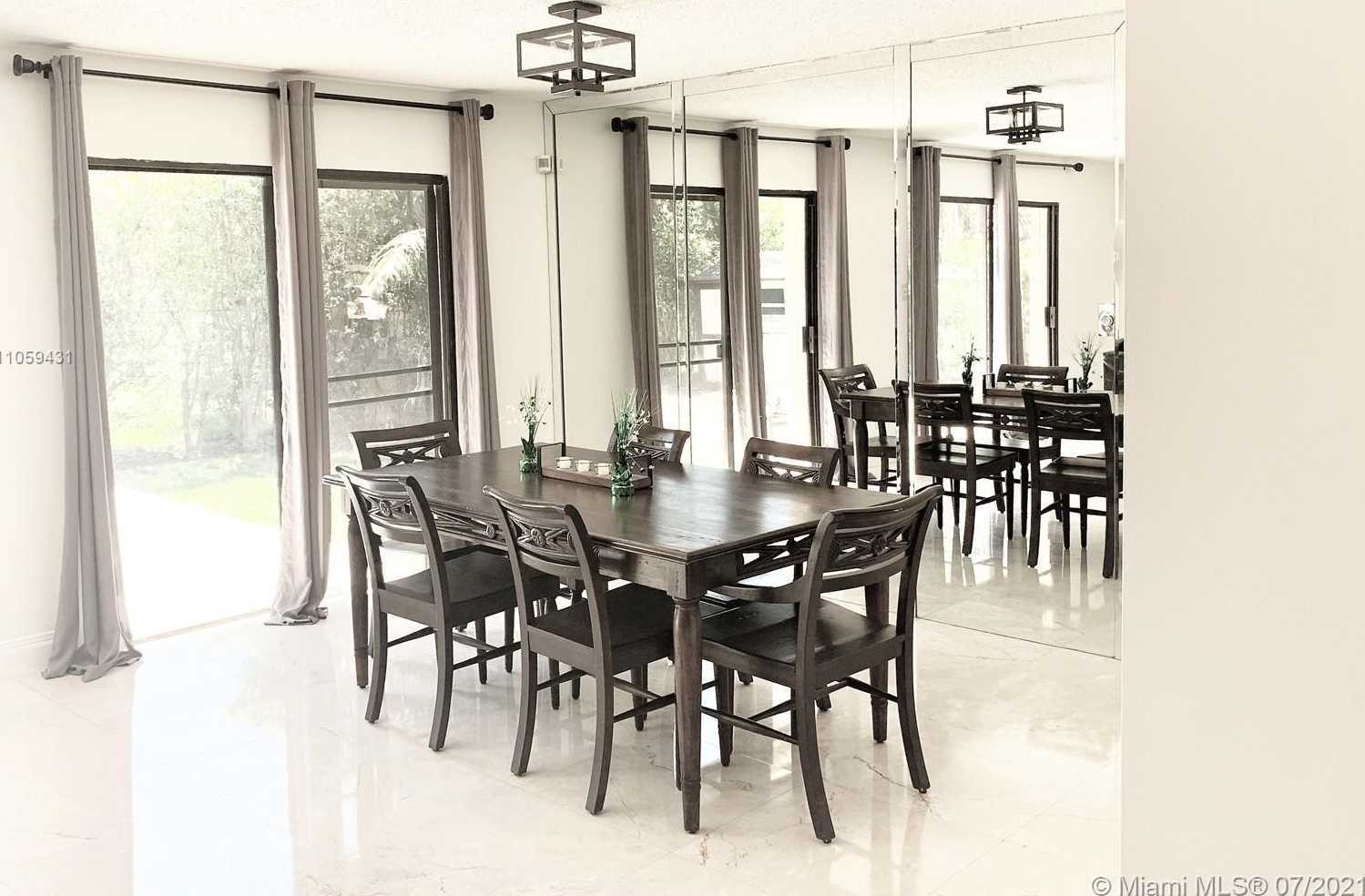 Small Image of 330 188TH ST, Sunny Isles Beach Number 8