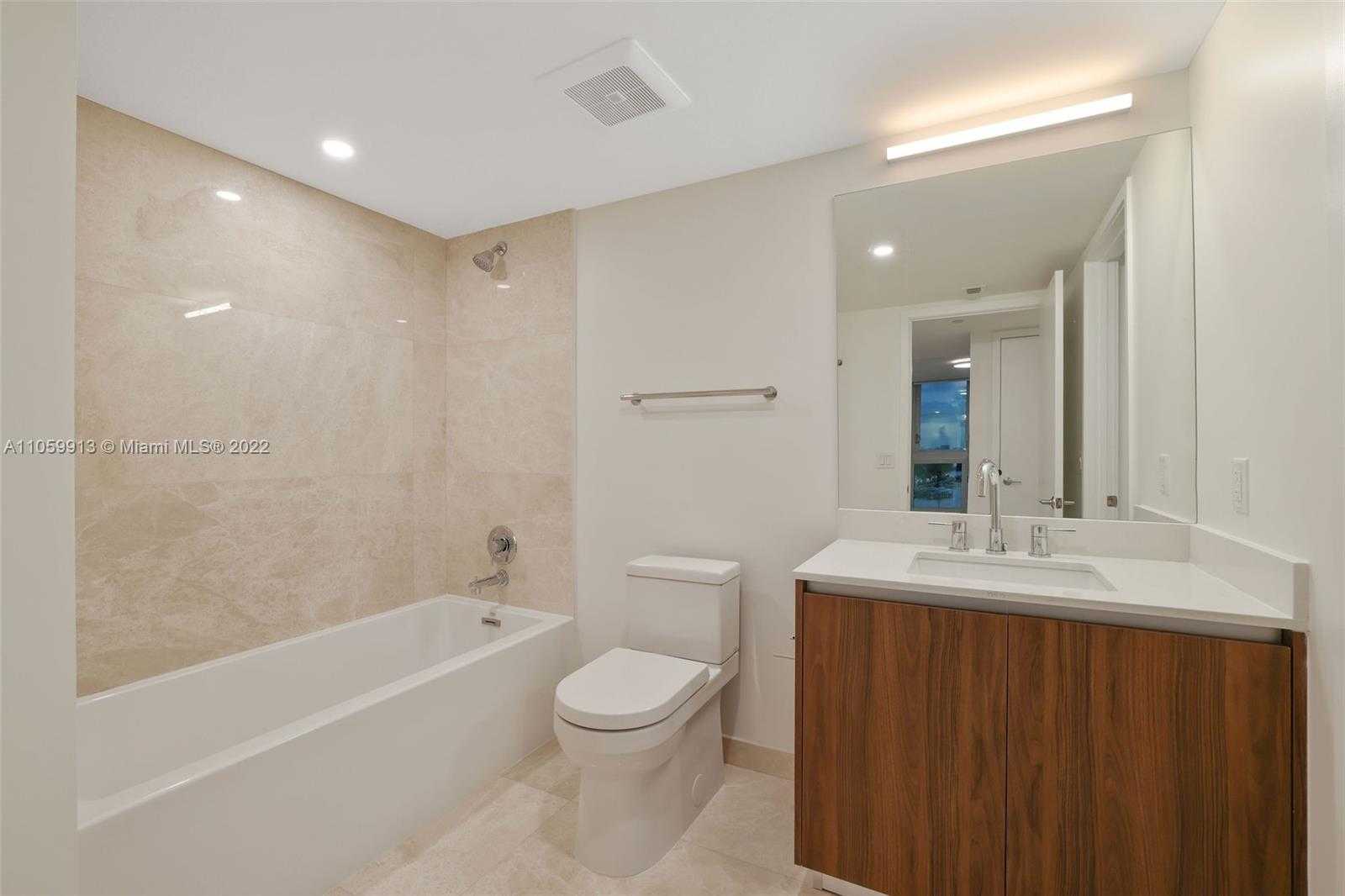 Small Image of 1500 Bay Rd, Miami Beach, FL 33139, USA Number 34
