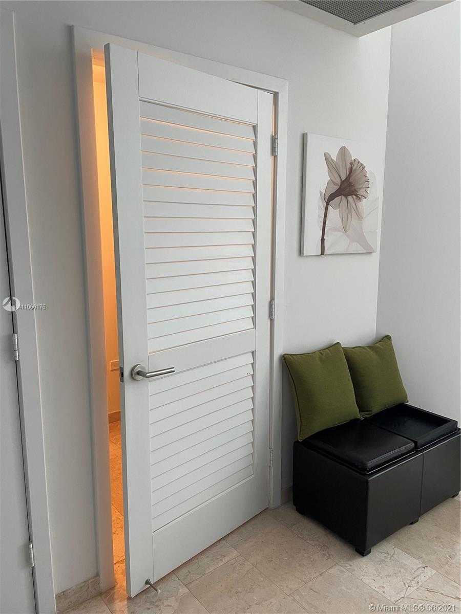 Small Image of 88 SOUTH WEST 7 ST #1405, Miami Number 18
