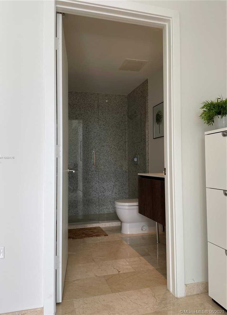Small Image of 88 SOUTH WEST 7 ST #1405, Miami Number 25