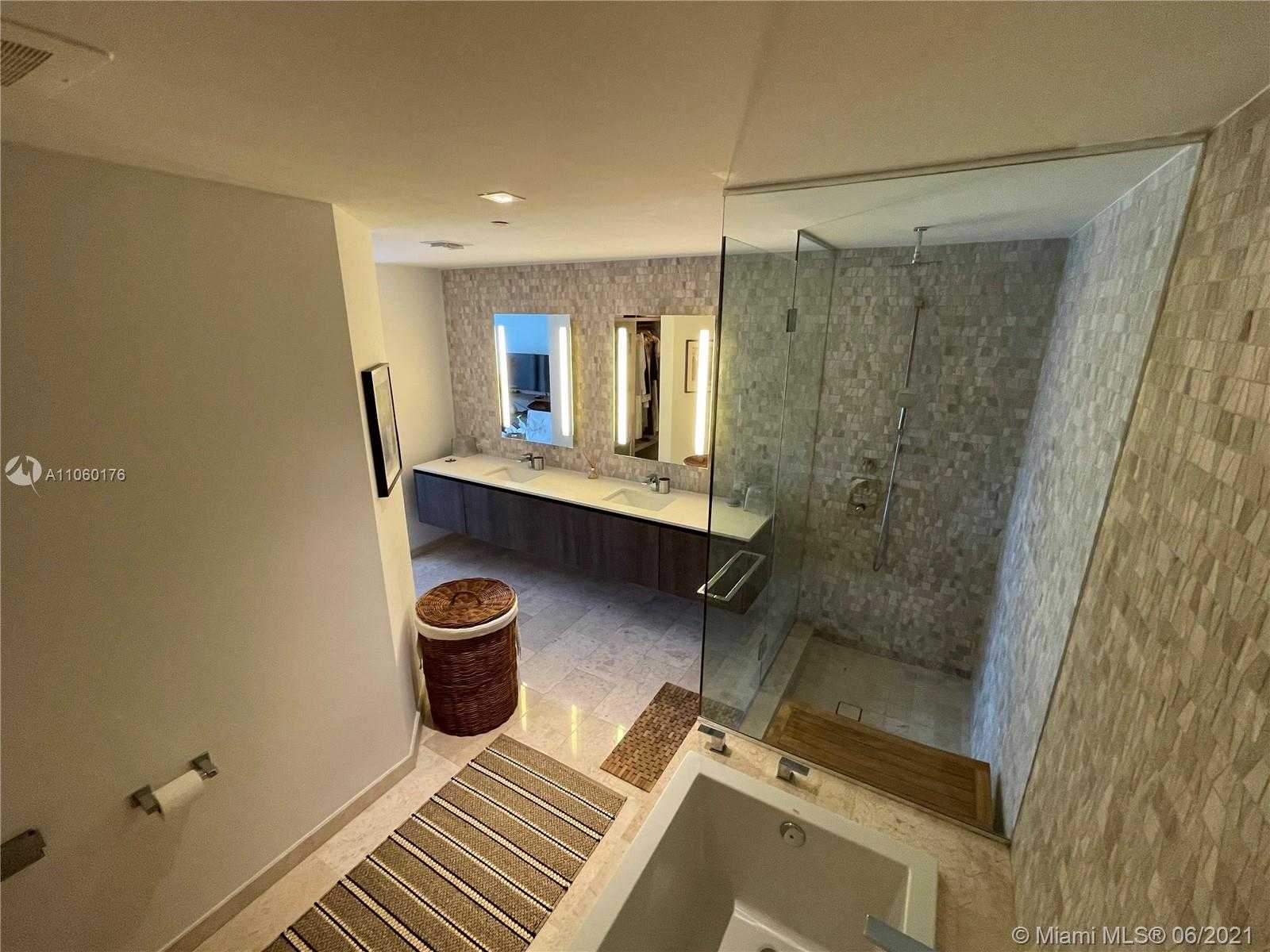 Small Image of 88 SOUTH WEST 7 ST #1405, Miami Number 32