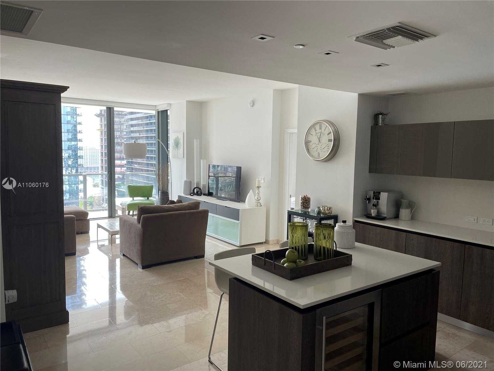 Small Image of 88 SOUTH WEST 7 ST #1405, Miami Number 4