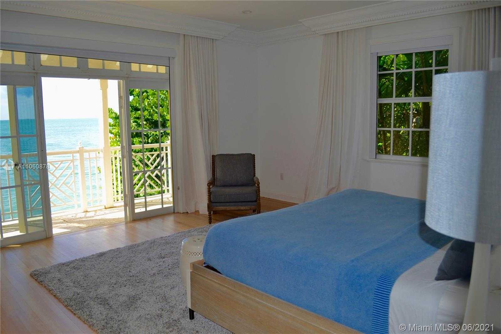 Small Image of 710 SOUTH MASHTA DR, Key Biscayne Number 5