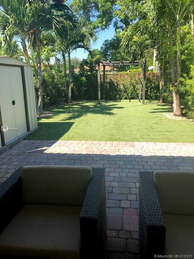 Small Image of 2545 SOUTH WEST 18TH ST #2545, Miami Number 3