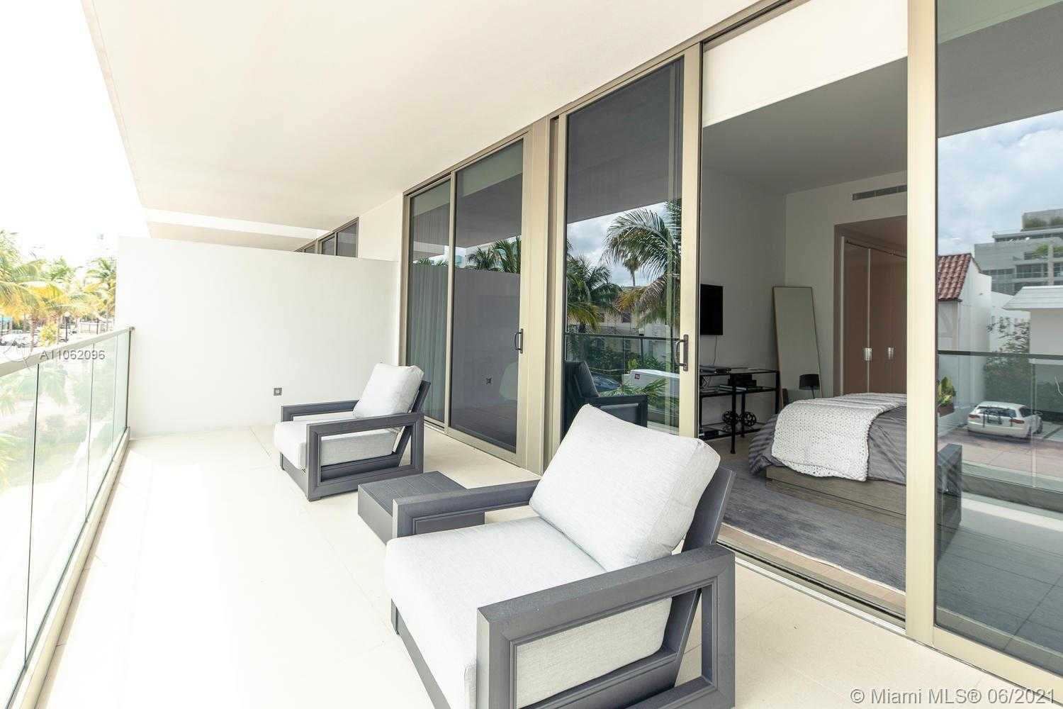 Small Image of 300 COLLINS AVE #2A, Miami Beach Number 33