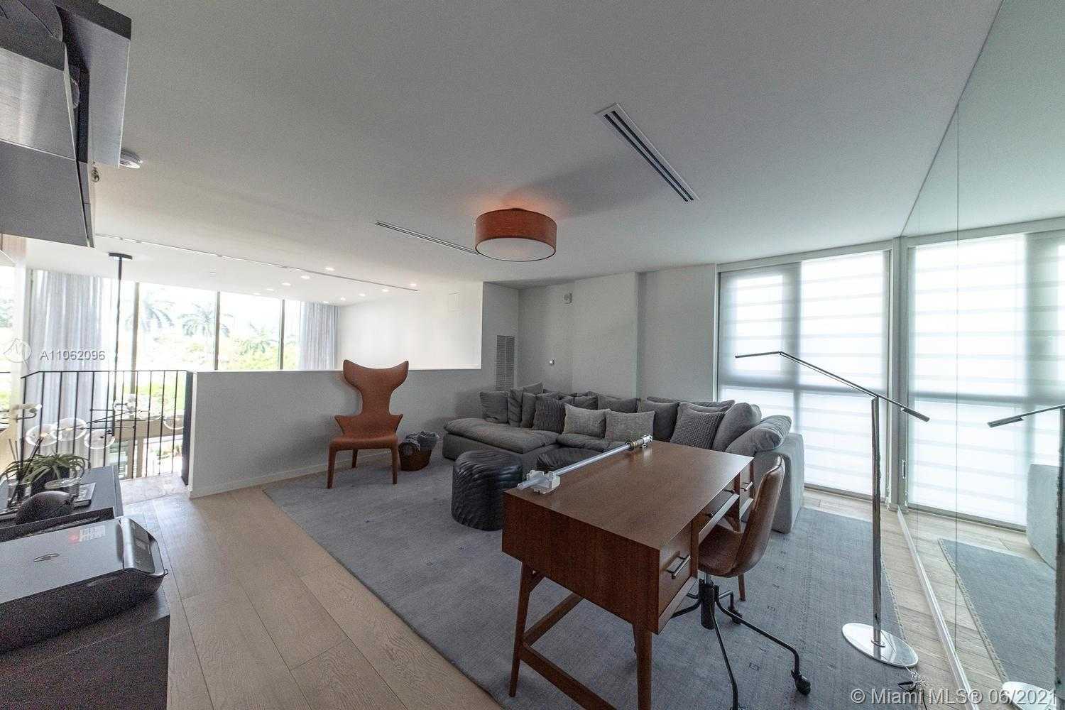 Small Image of 300 COLLINS AVE #2A, Miami Beach Number 35