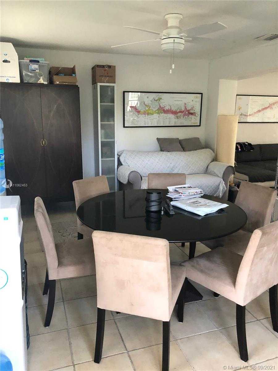 Small Image of 485 WARREN LN, Key Biscayne Number 7