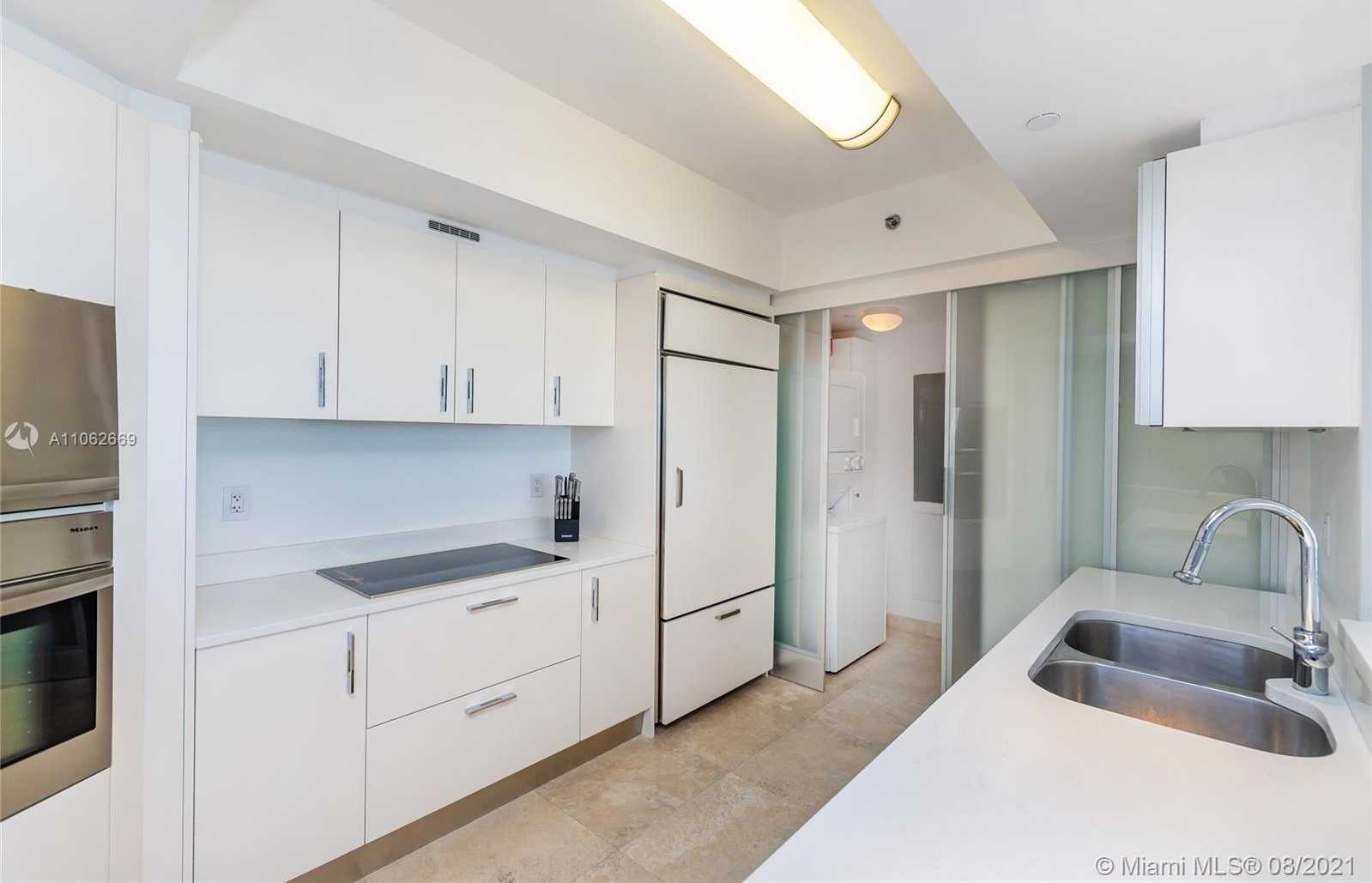 Small Image of 450 ALTON RD #2606, Miami Beach Number 12