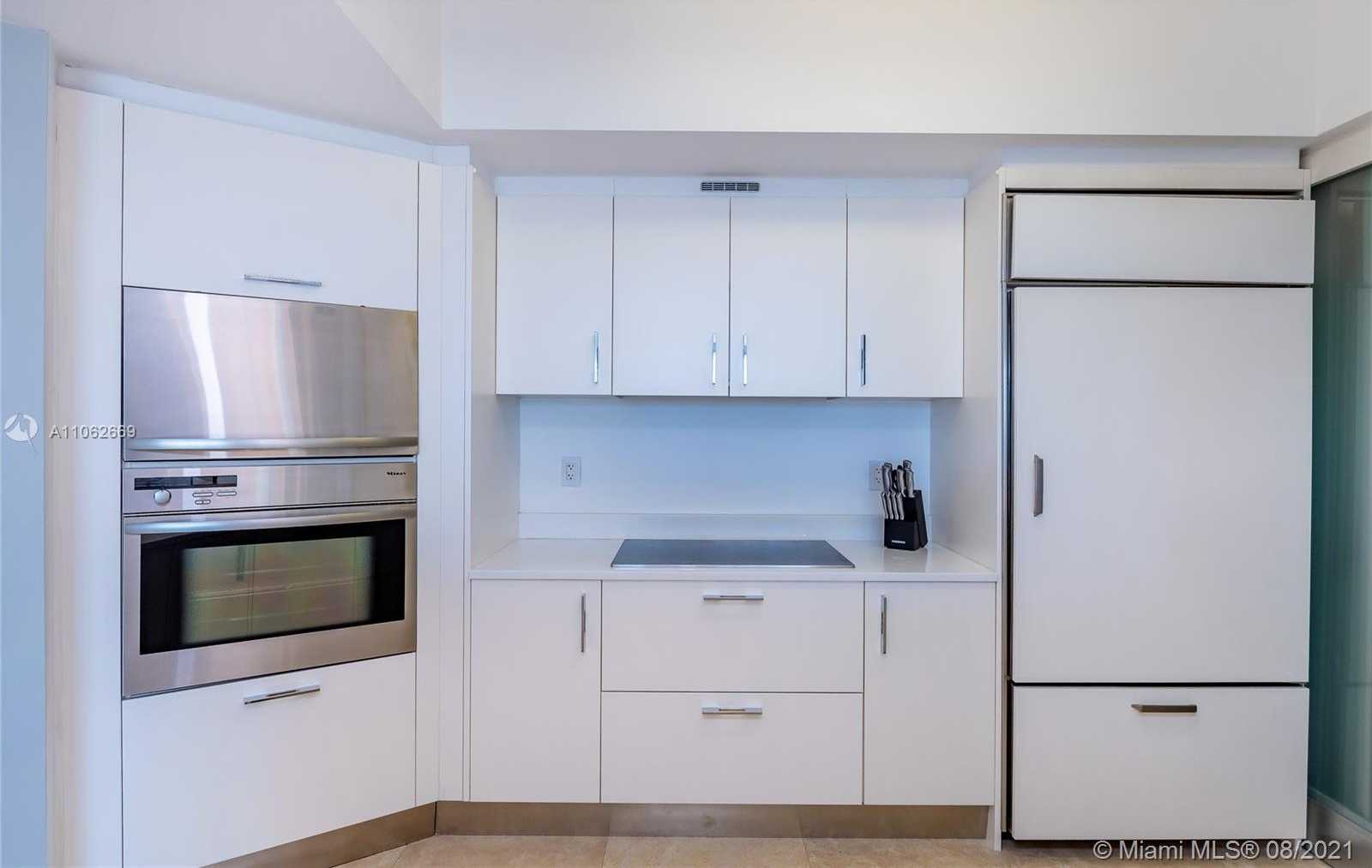 Small Image of 450 ALTON RD #2606, Miami Beach Number 13