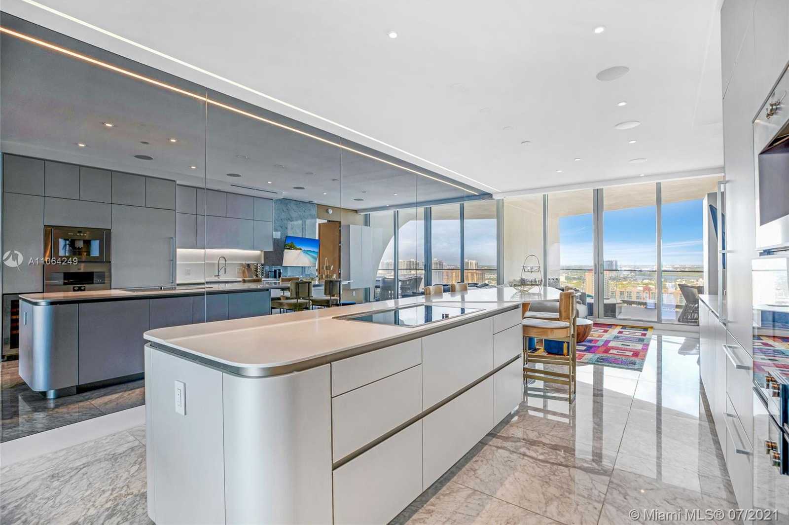 Small Image of 16901 COLLINS AVE #2603, Sunny Isles Beach Number 3