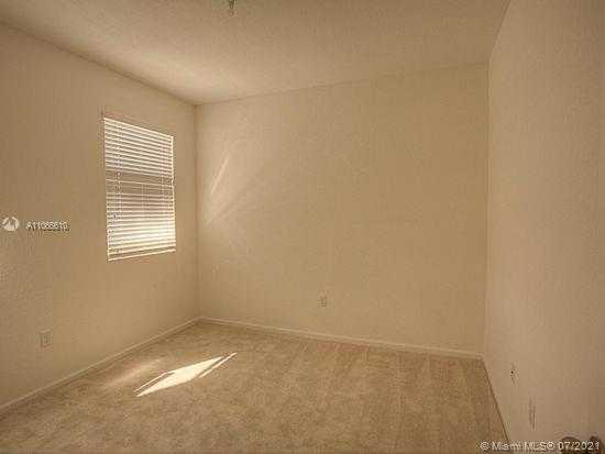 Small Image of 24441 SOUTH WEST 114TH PL #24441, Homestead Number 11