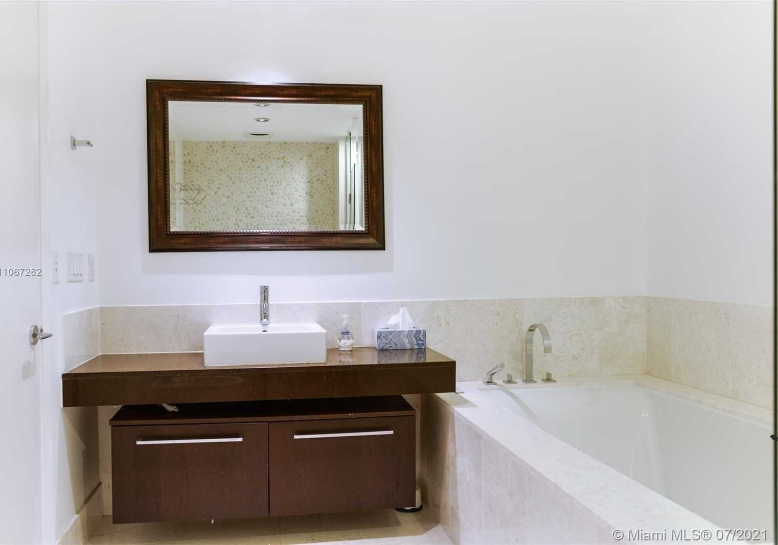 Small Image of 17121 COLLINS AVE #803, Sunny Isles Beach Number 20
