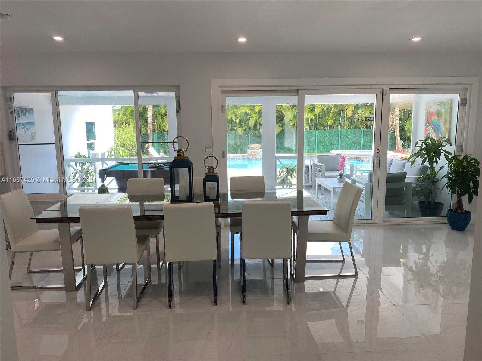 Small Image of 333 NORTH EAST 103RD ST, Miami Shores Number 10