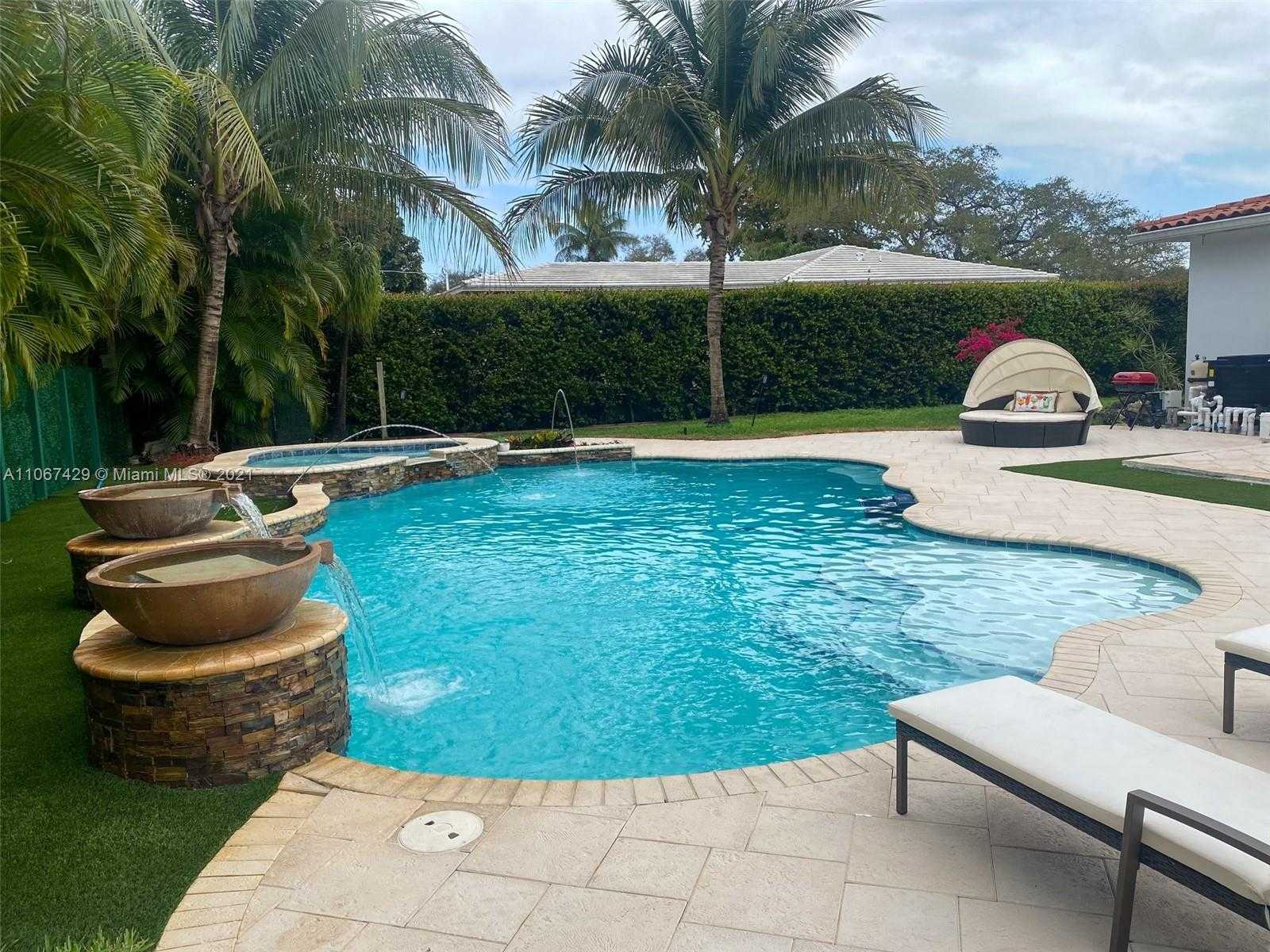 Small Image of 333 NORTH EAST 103RD ST, Miami Shores Number 28