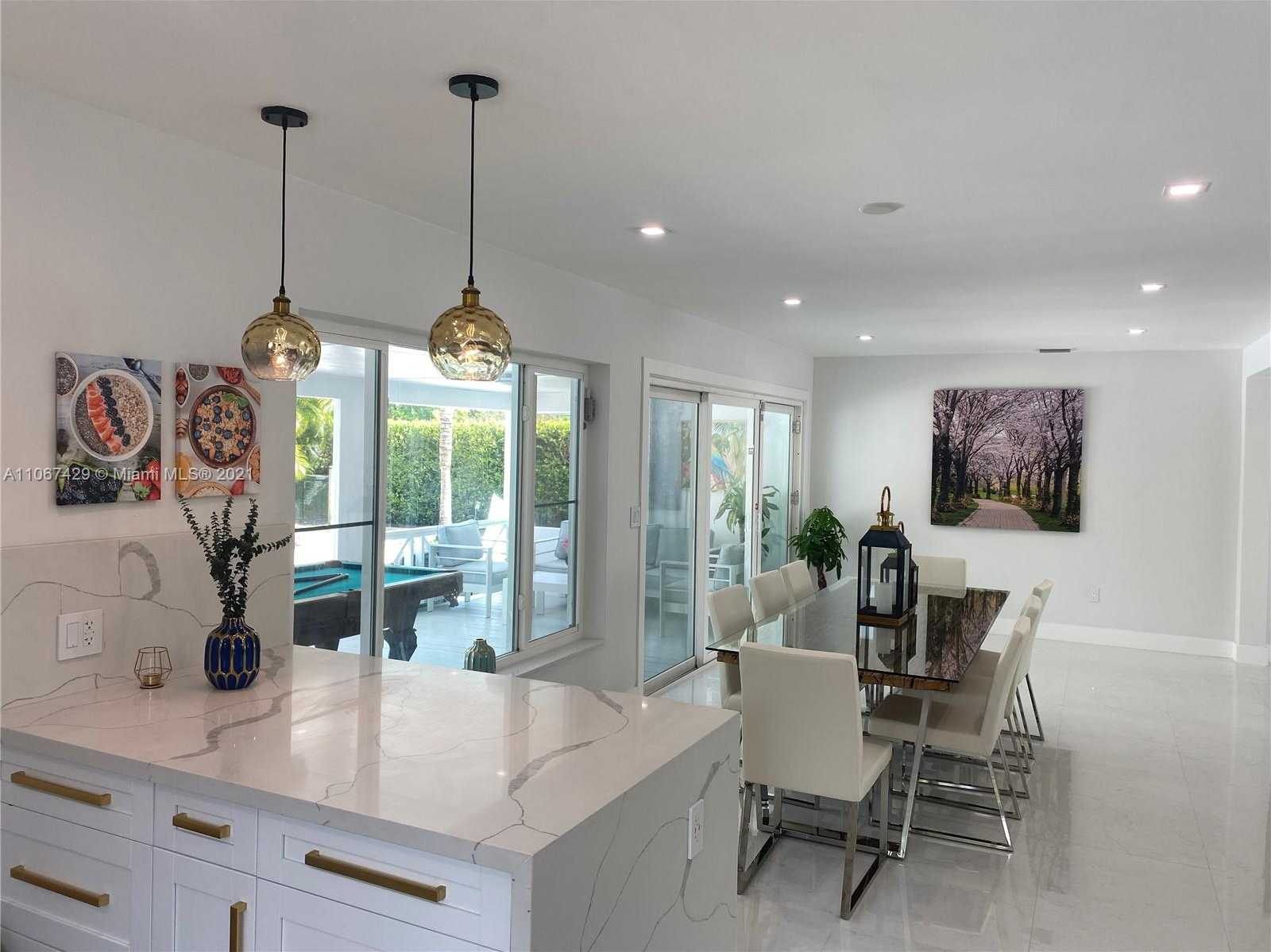 Small Image of 333 NORTH EAST 103RD ST, Miami Shores Number 8