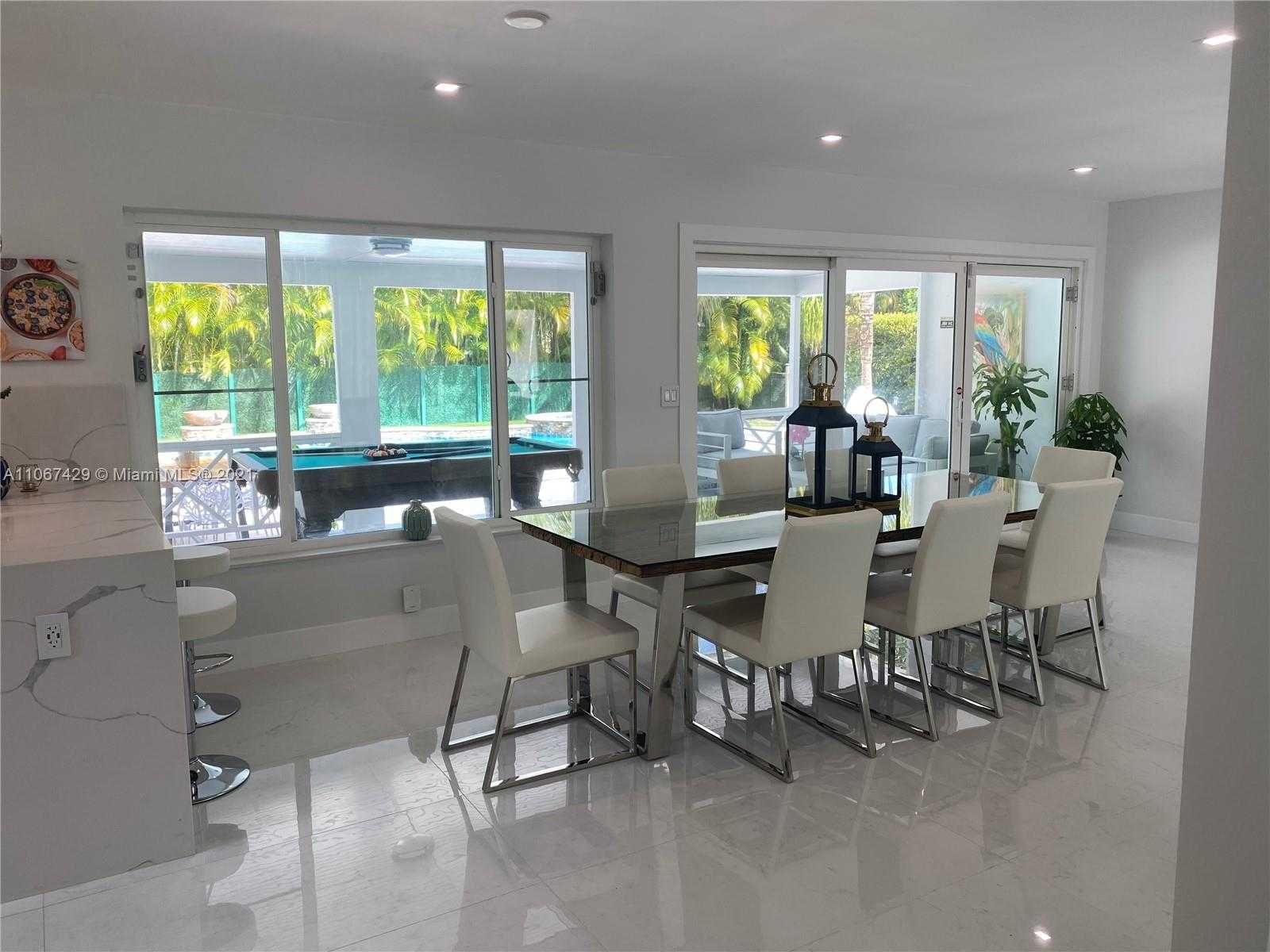 Small Image of 333 NORTH EAST 103RD ST, Miami Shores Number 9