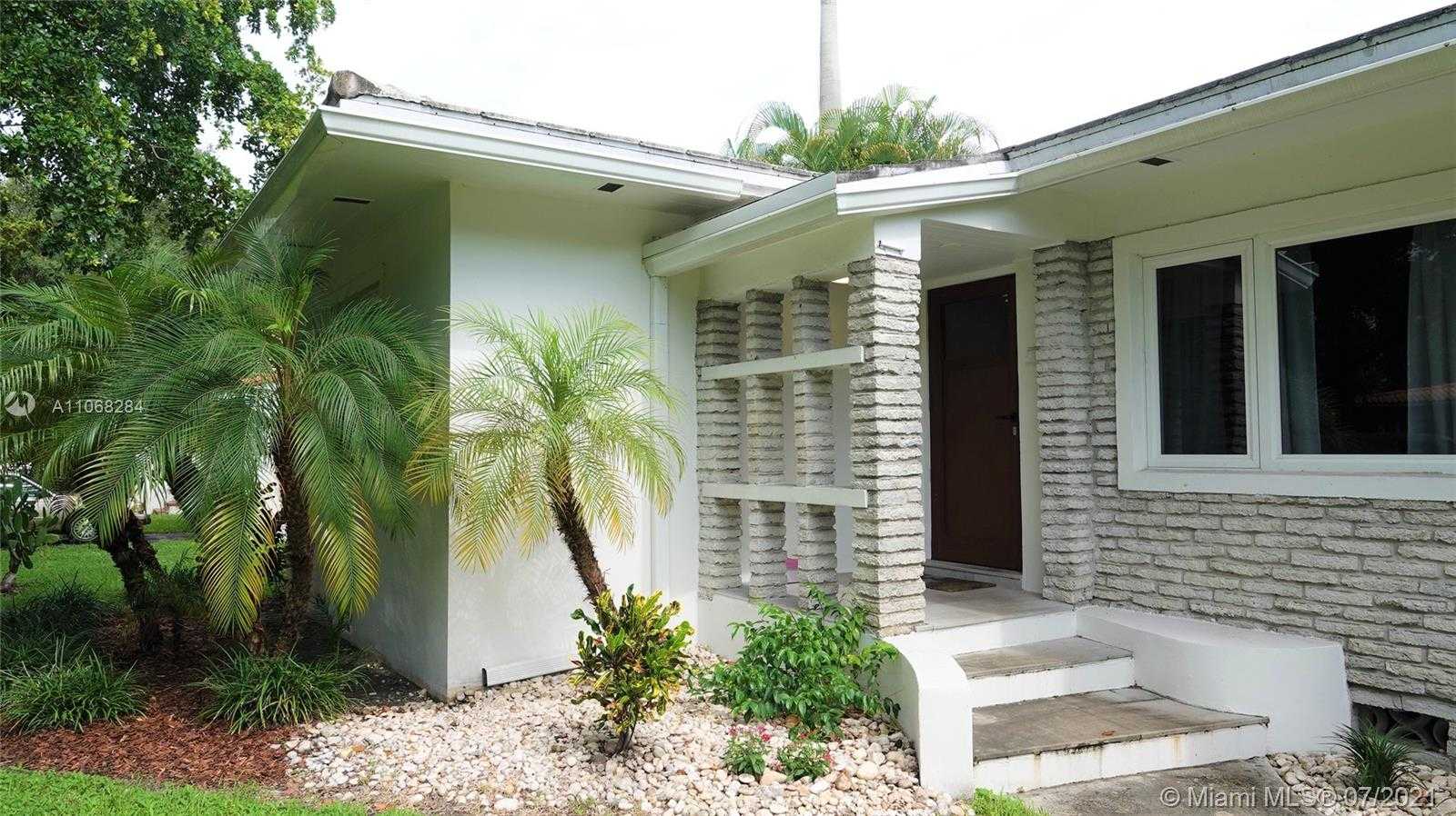 Small Image of 310 CANDIA AVE, Coral Gables Number 21