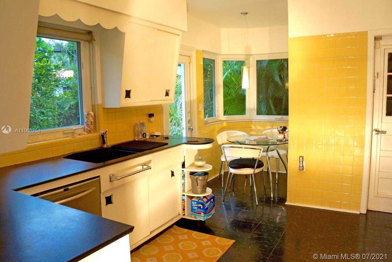 Small Image of 310 CANDIA AVE, Coral Gables Number 7