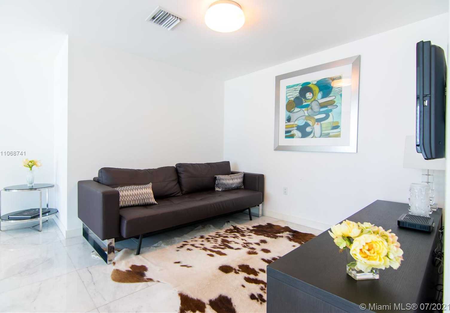 Small Image of 200 BISCAYNE BOULEVARD WAY #502, Miami Number 7