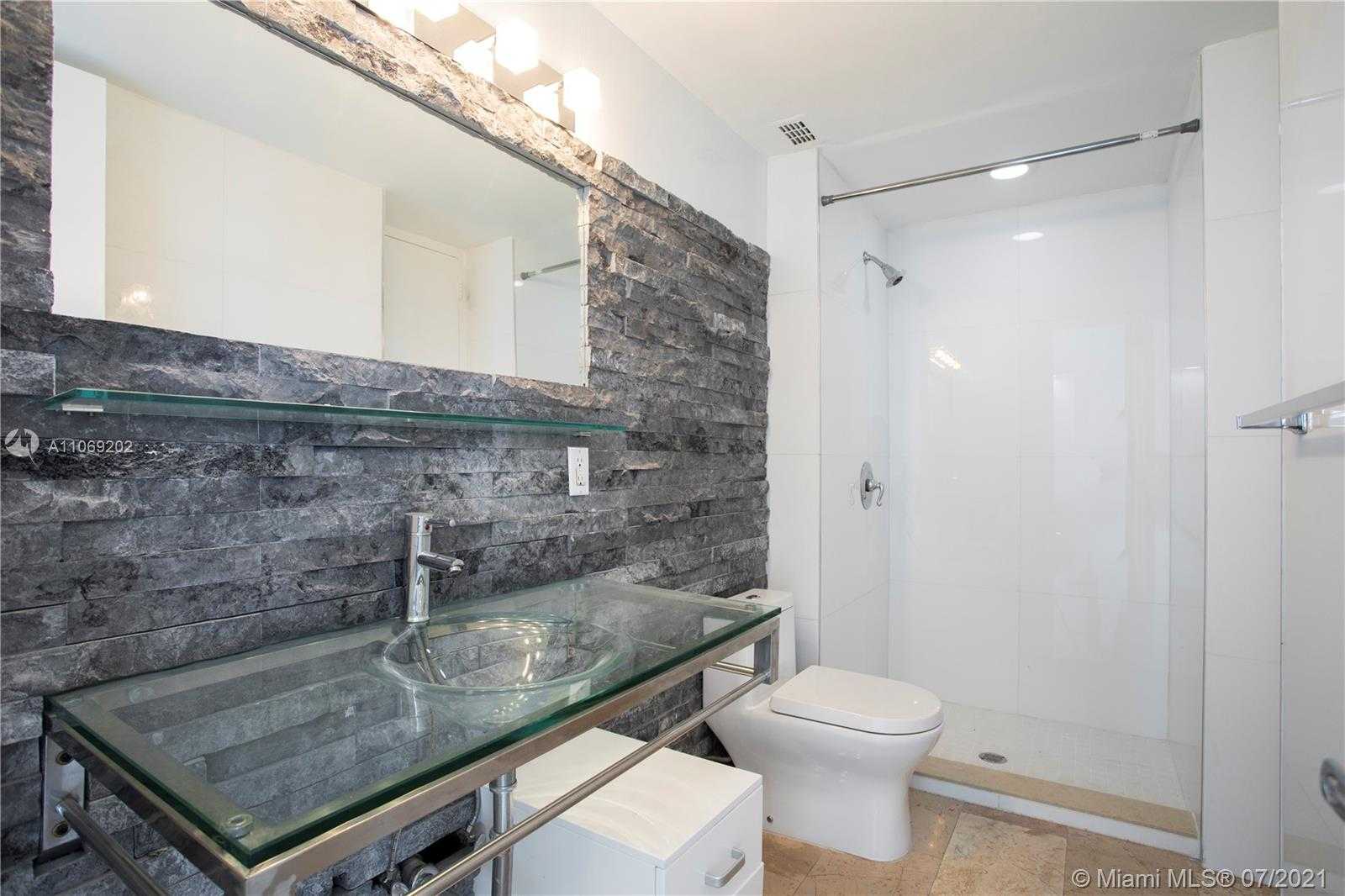 Small Image of 5055 COLLINS AVE #PH K/L, Miami Beach Number 19