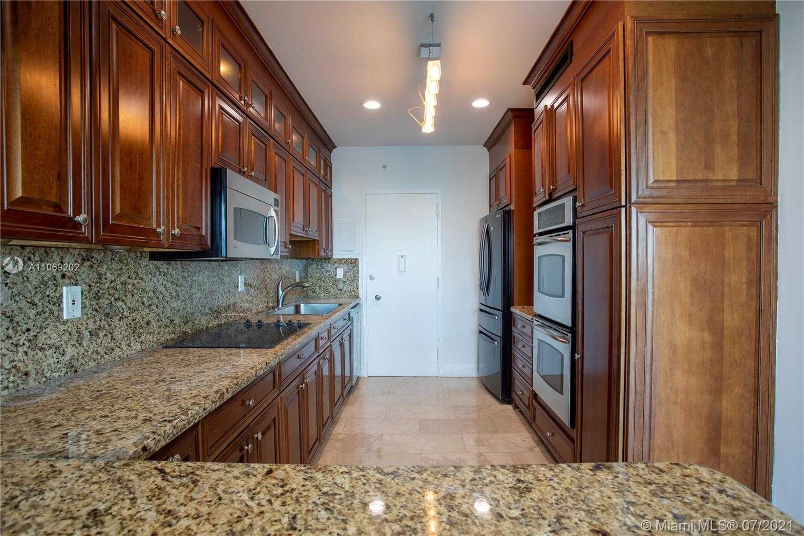 Small Image of 5055 COLLINS AVE #PH K/L, Miami Beach Number 5