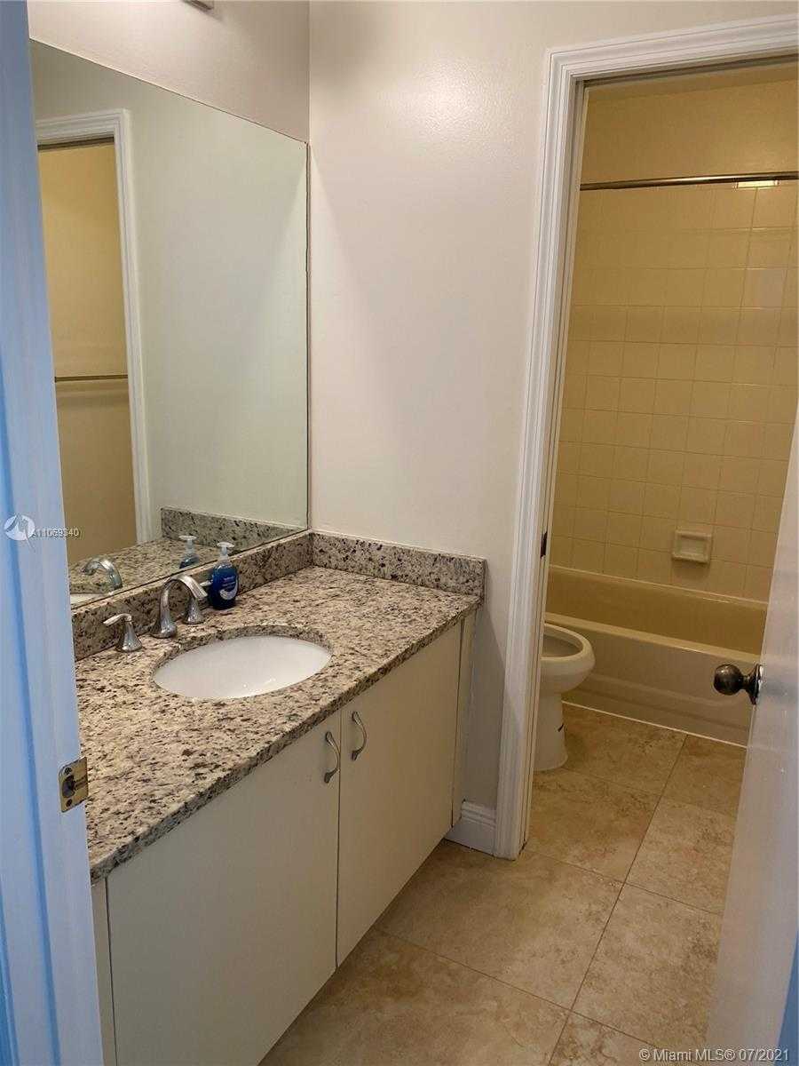 Small Image of 1771 SOUTH WEST 110TH TER, Davie Number 6