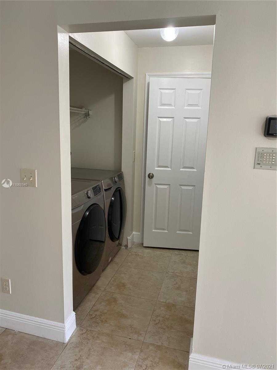 Small Image of 1771 SOUTH WEST 110TH TER, Davie Number 8