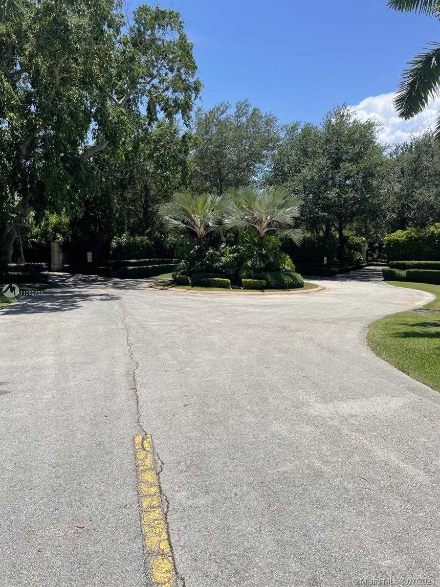 Small Image of 25 ARVIDA PKWY, Coral Gables Number 15