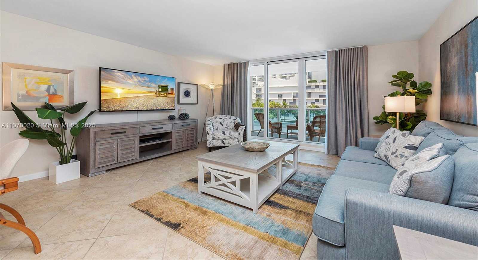 Small Image of 2301 COLLINS AVE #301, Miami Beach Number 6