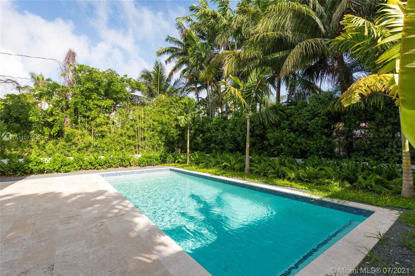 Small Image of 445 WEST 42ND ST #N/A, Miami Beach Number 13