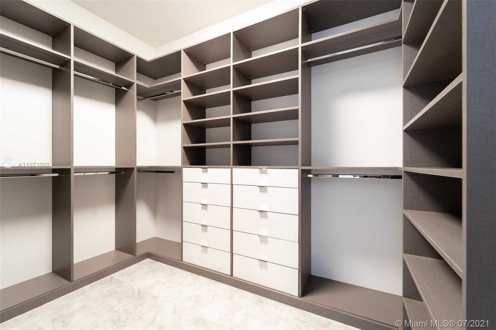 Small Image of 445 WEST 42ND ST #N/A, Miami Beach Number 8