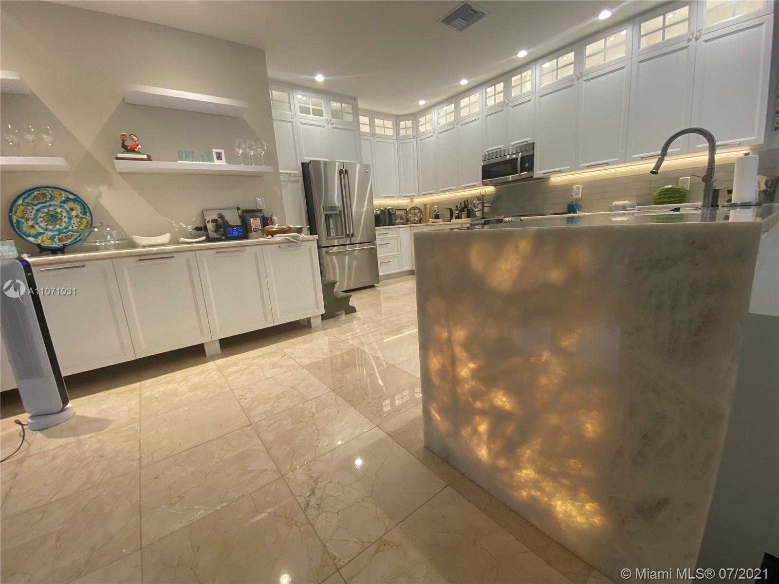 Small Image of 8800 NORTH WEST 72ND ST #8800, Parkland Number 23