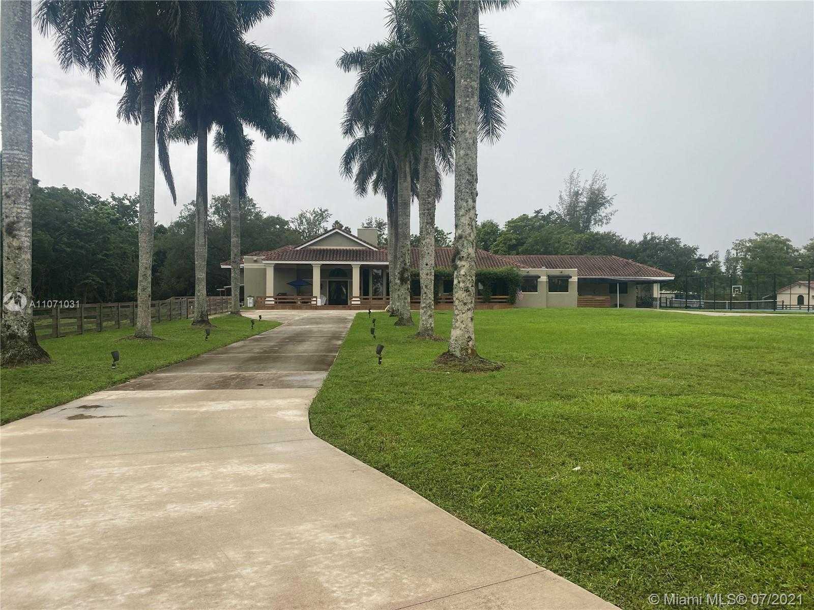 Small Image of 8800 NORTH WEST 72ND ST #8800, Parkland Number 3
