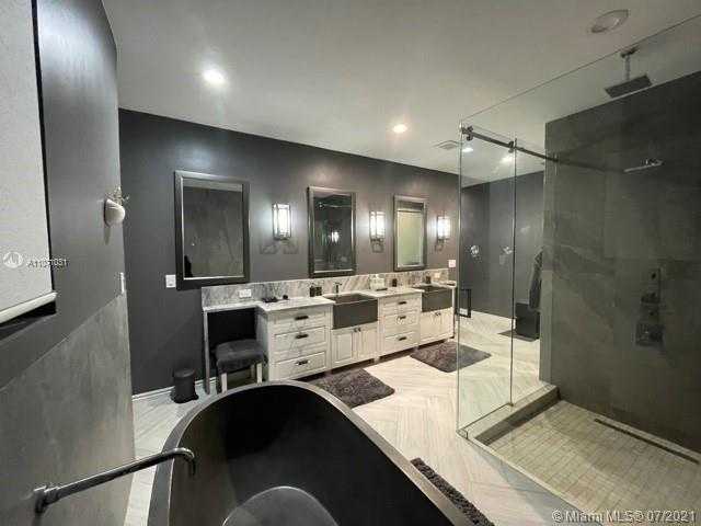 Small Image of 8800 NORTH WEST 72ND ST #8800, Parkland Number 39