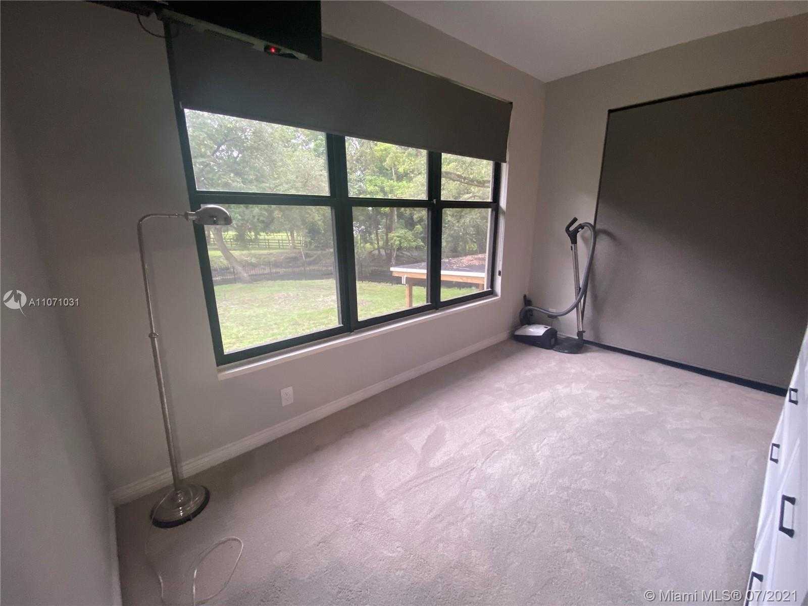 Small Image of 8800 NORTH WEST 72ND ST #8800, Parkland Number 42