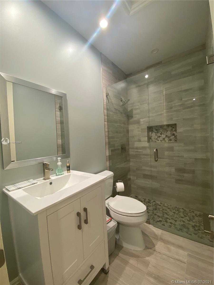 Small Image of 8800 NORTH WEST 72ND ST #8800, Parkland Number 43