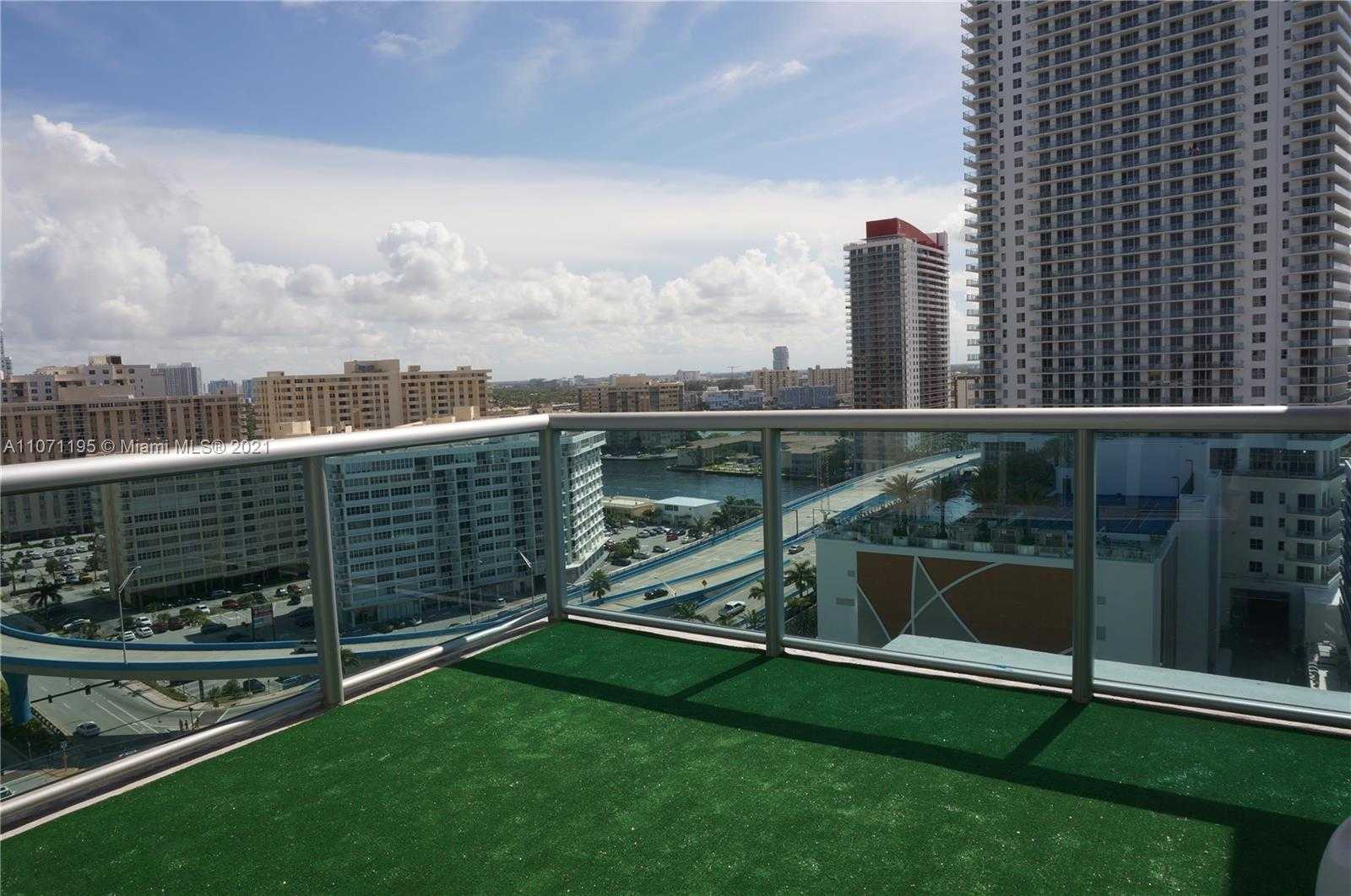 Small Image of 4001 SOUTH OCEAN DR #PH1, Hollywood Number 11